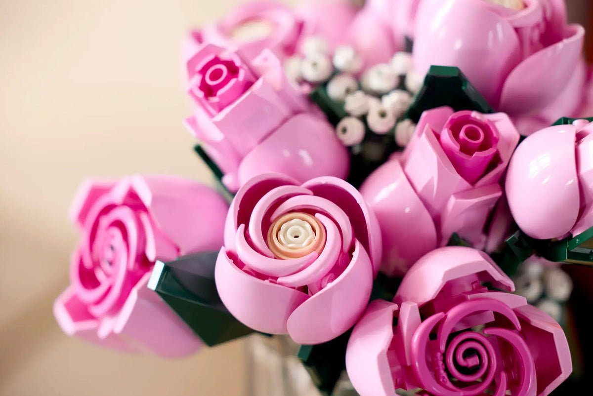 LEGO Botanicals: Bouquet of Pink Roses