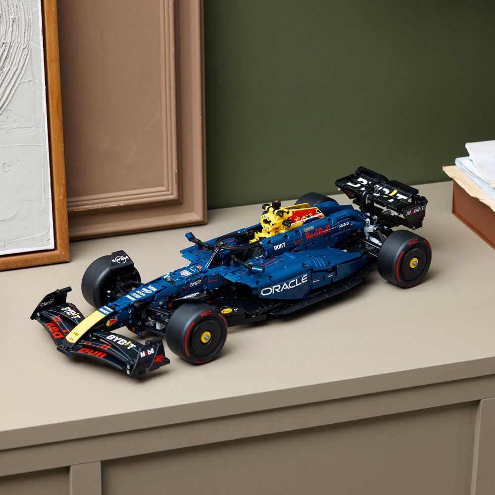 LEGO Technic: Oracle Red Bull Racing RB20 F1 Car